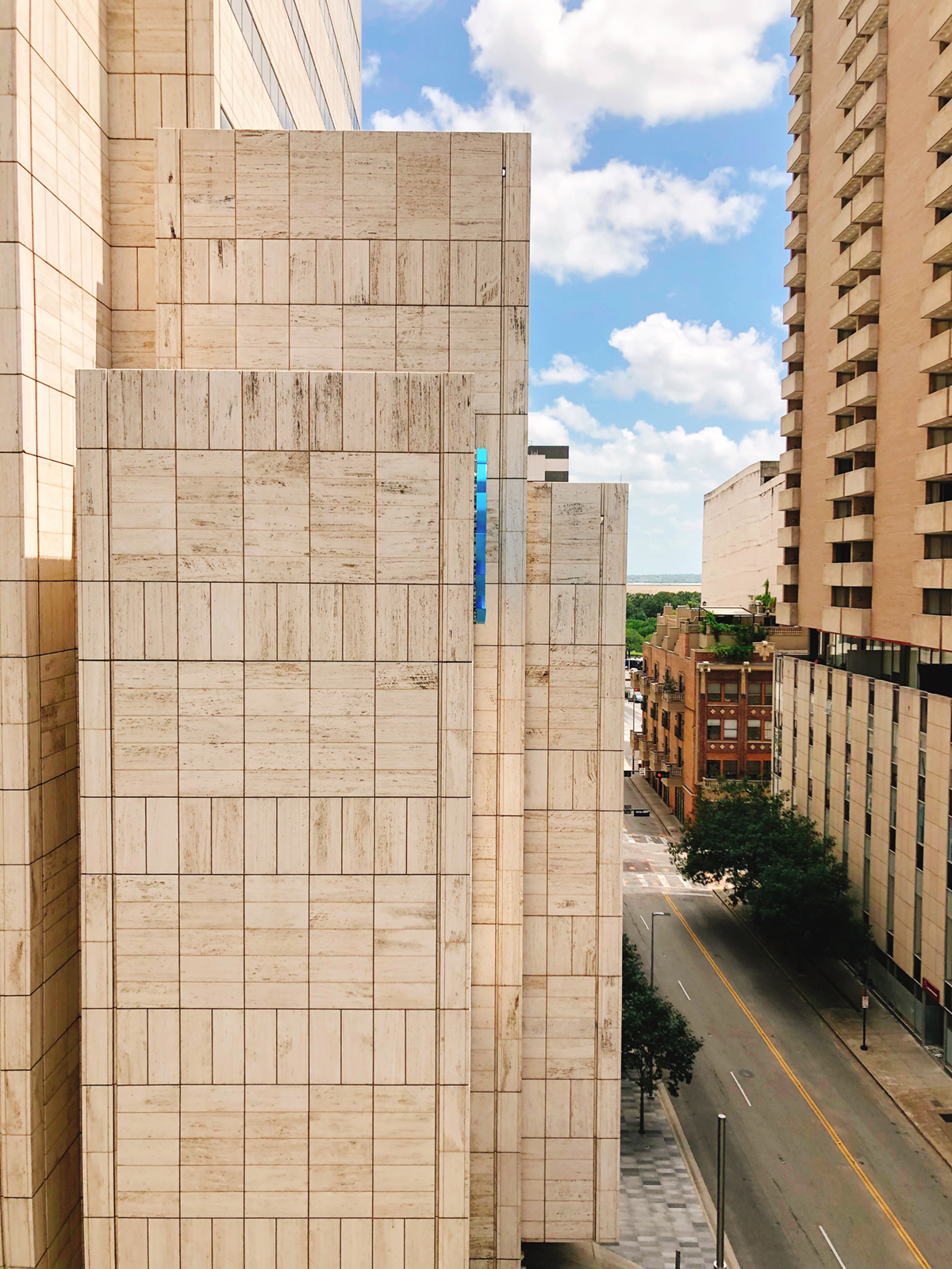 overlooking-rooftop_2.jpg